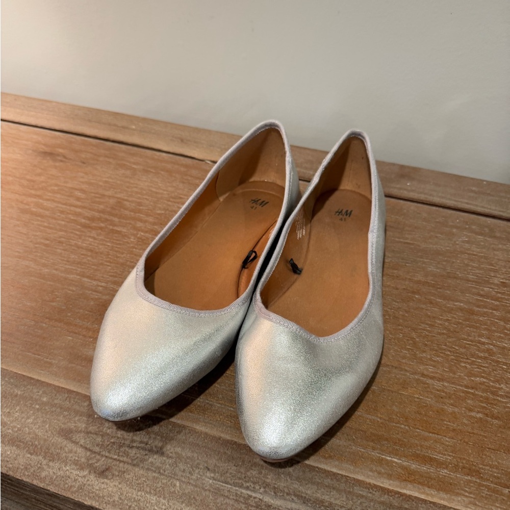 Silver flats